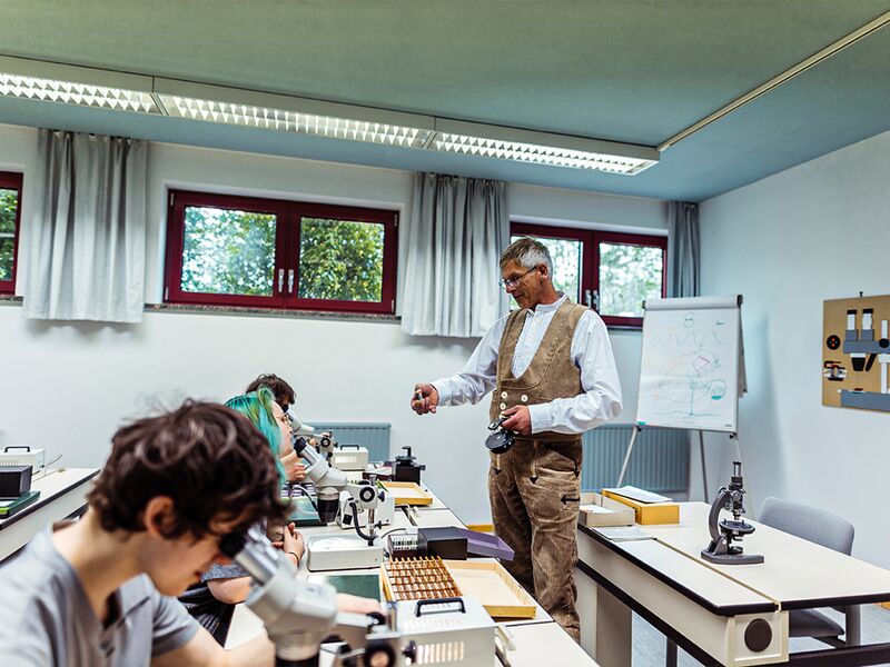 Klassenraum - Überbetriebliche Lehrlingsunterweisung (ÜLU)